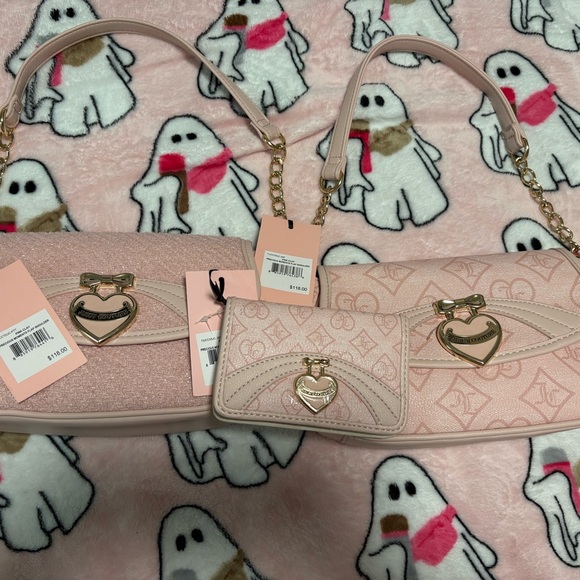 Juicy Couture Pink Shoulder Bag with Heart Charm - Picture 1 of 1